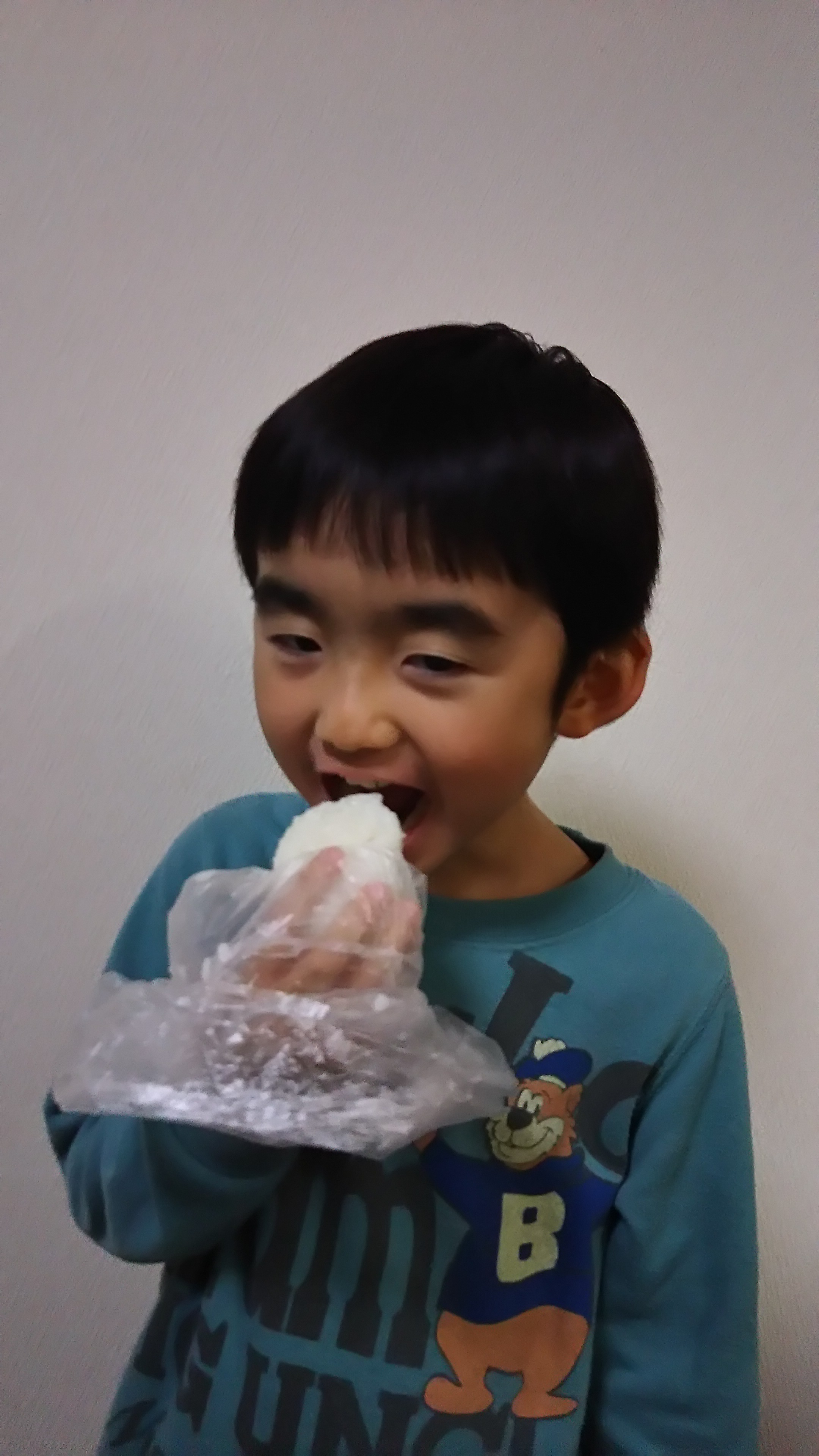 ぶんぶんおにぎり