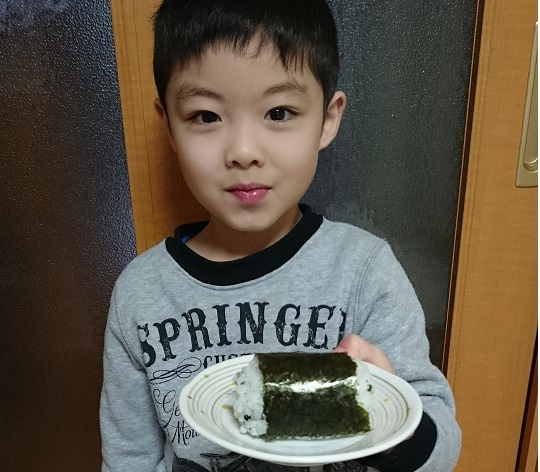 ぶんぶんおにぎり